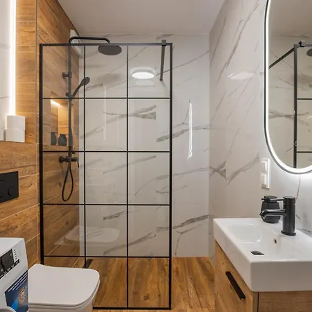 Vip Niecia Z Klimatyzacja ジェシュフ